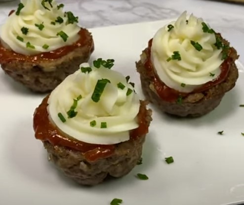 Savory Mini Meatloaf Muffins with Mashed Potato Frosting