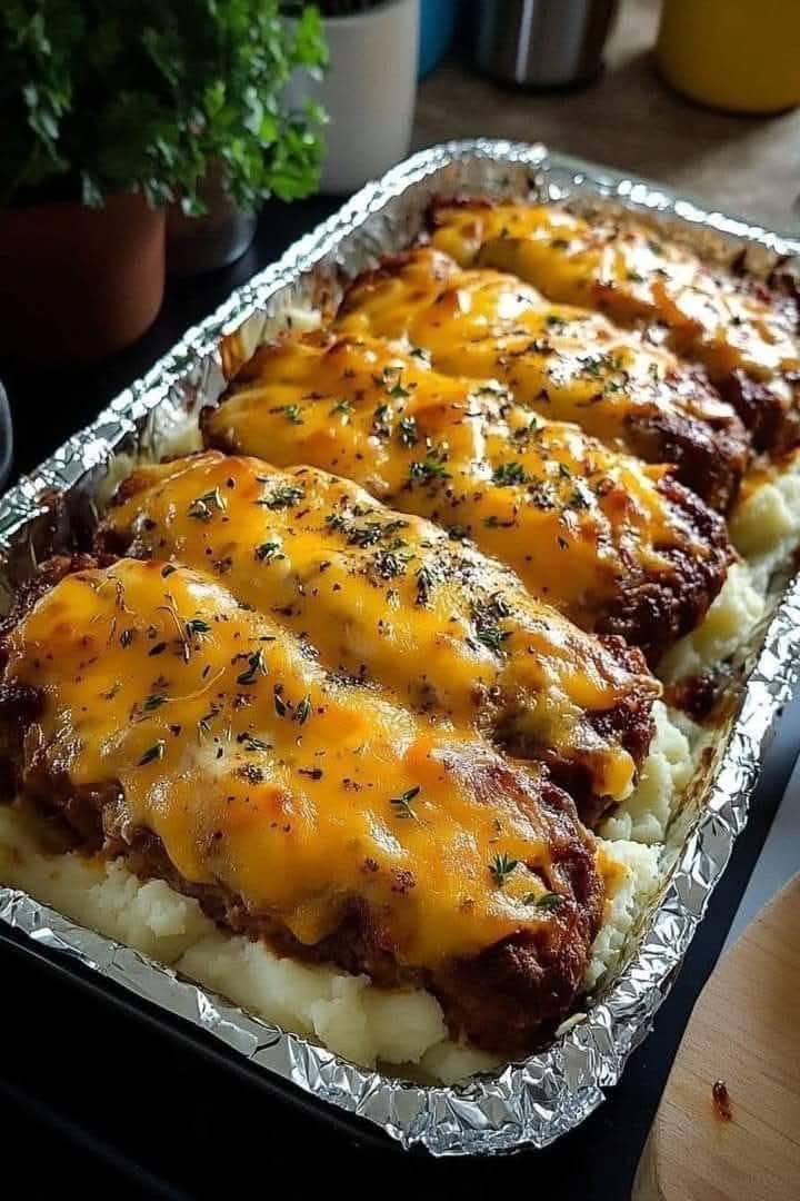 Meatloaf with Mashed Potatoes and Cheese
